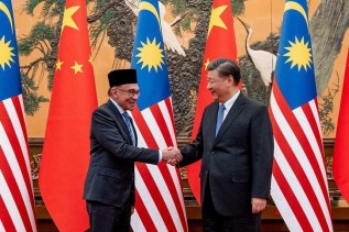 Malezya Başbakanı’nın Çin Ziyaretinde Yanlış Olan Ne?